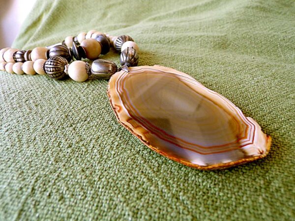 Collier 10 Tiaré par R by L - Vue 3