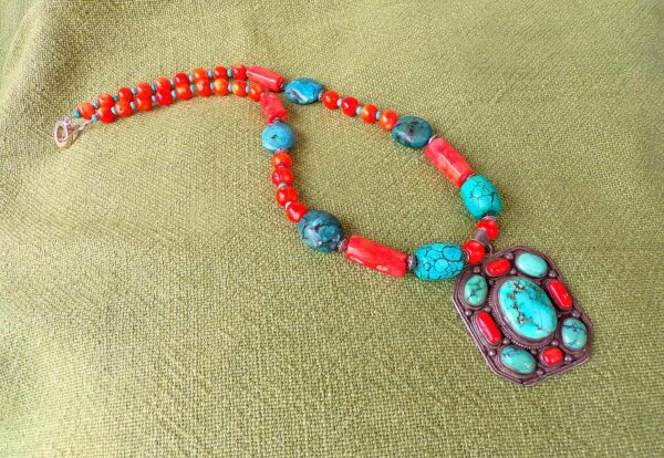 Collier 2 Magnolia par R by L - Vue 3